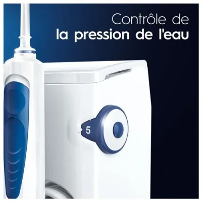 Brosse à dent élecrtrique - Oral-B Combiné Dentaire : Oral-B PRO 700 + Waterjet Brosse à dent élecrtrique - Oral-B Combiné Dentaire : Oral-B PRO 700 + Waterjet