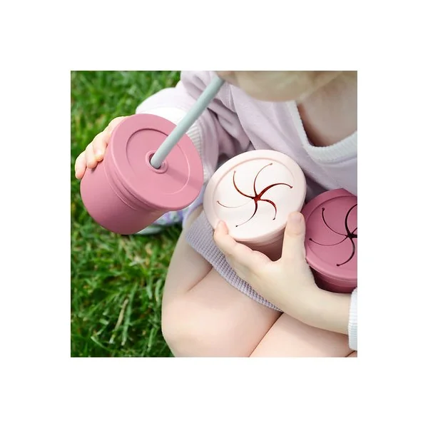 MINIKOIOI SIP+SNACK GOBELET A GOUTER EN SILICONE AVEC 2 COUVERCLES 6M+