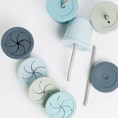 MINIKOIOI SIP+SNACK GOBELET A GOUTER EN SILICONE AVEC 2 COUVERCLES 6M+