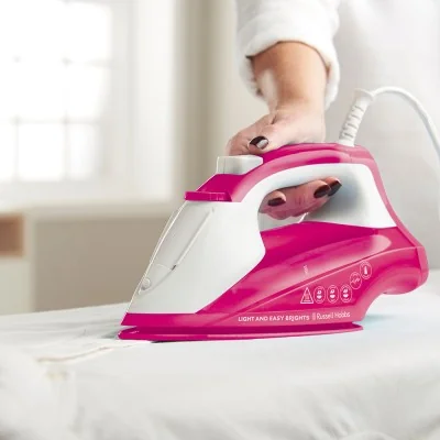 Fer à repasser Russel Hobbs Light & Easy Brights Berry / 2400W Fer à repasser Russel Hobbs Light & Easy Brights Berry / 2400W