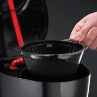 Cafetière Électrique RUSSELL HOBBS Textures Plus 1.25L - Noir Cafetière Électrique RUSSELL HOBBS Textures Plus 1.25L - Noir