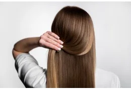 Cheveux Épais : Le Duel Ultime – Brosse Remington Keratin Protect contre Brosse Soufflante Classique